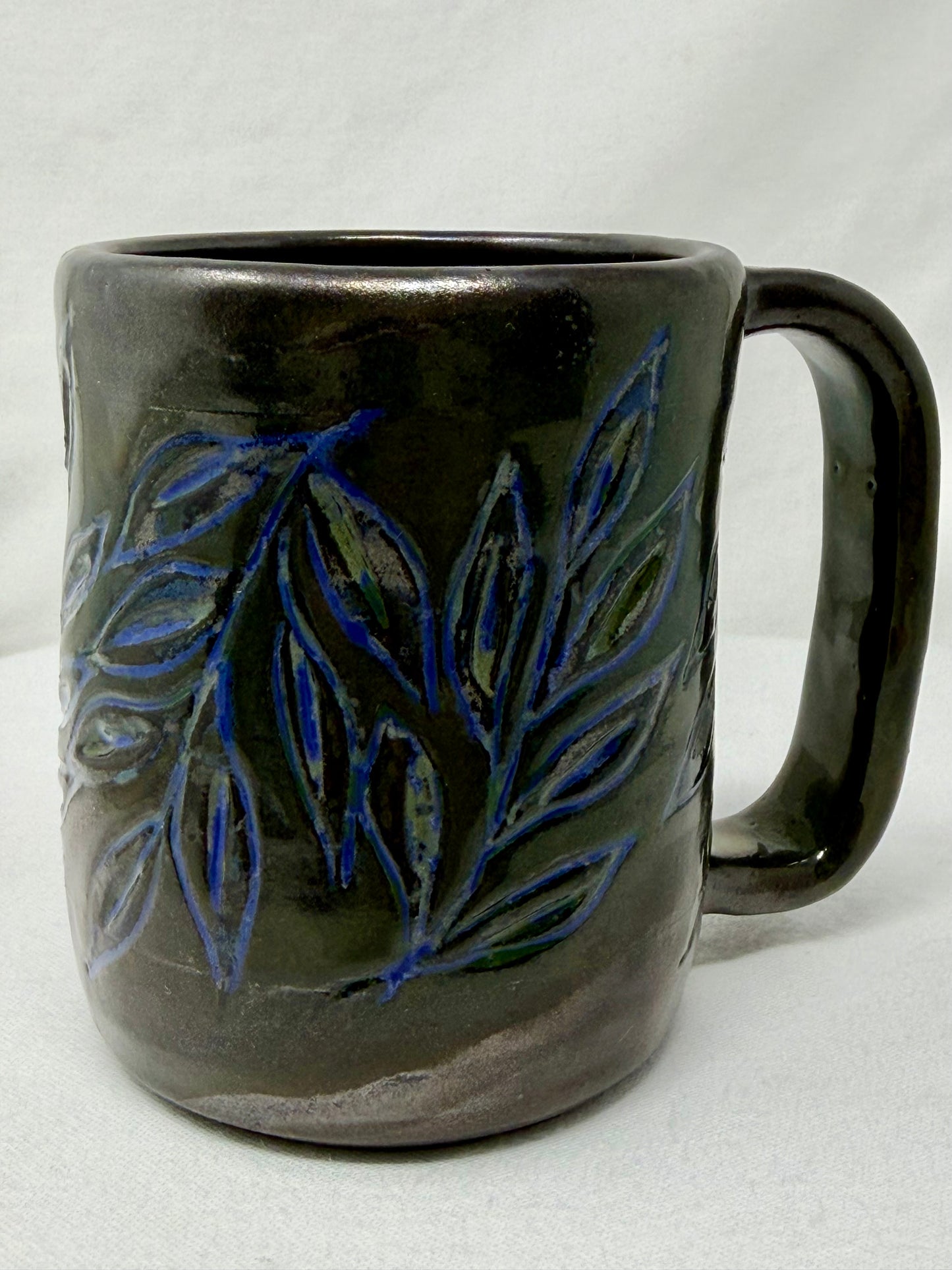 The Cuppa-plus Lavender Leaves 10oz mug